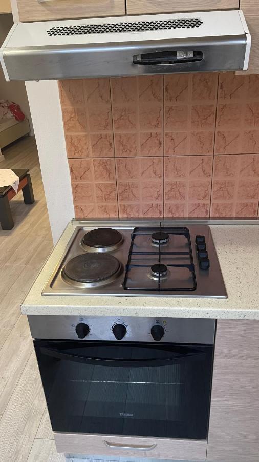 A lovely 2-bedroom apartment Tirana Kültér fotó